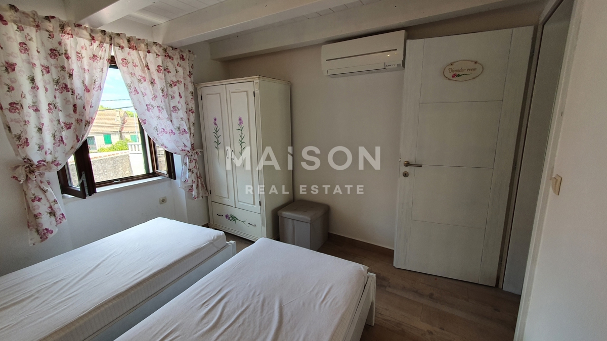 Casa Vrbanj, Stari Grad, 170m2