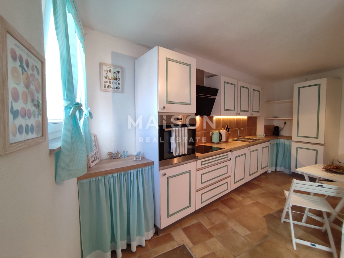 Casa Vrbanj, Stari Grad, 170m2