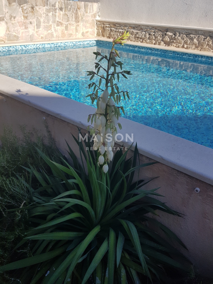 Casa Vrbanj, Stari Grad, 170m2