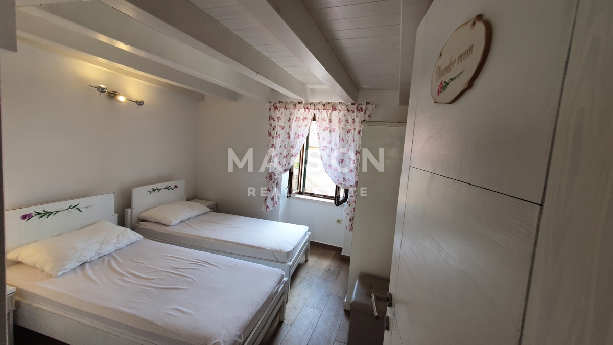 Casa Vrbanj, Stari Grad, 170m2