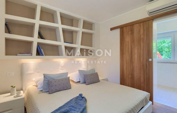 Casa con Piscina nei Dintorni di Albona su un Ampio Terreno