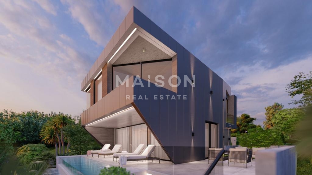 Njivice, villa di lusso con piscina a 50 m dal mare