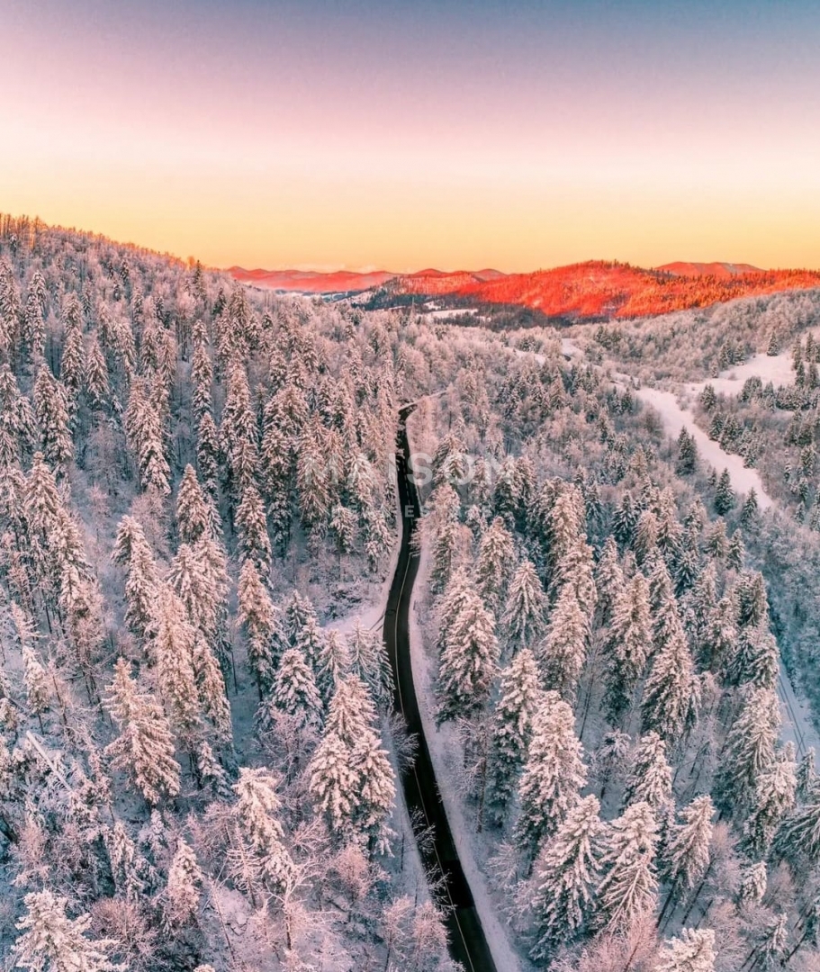 Terreno Ravna Gora, 825m2