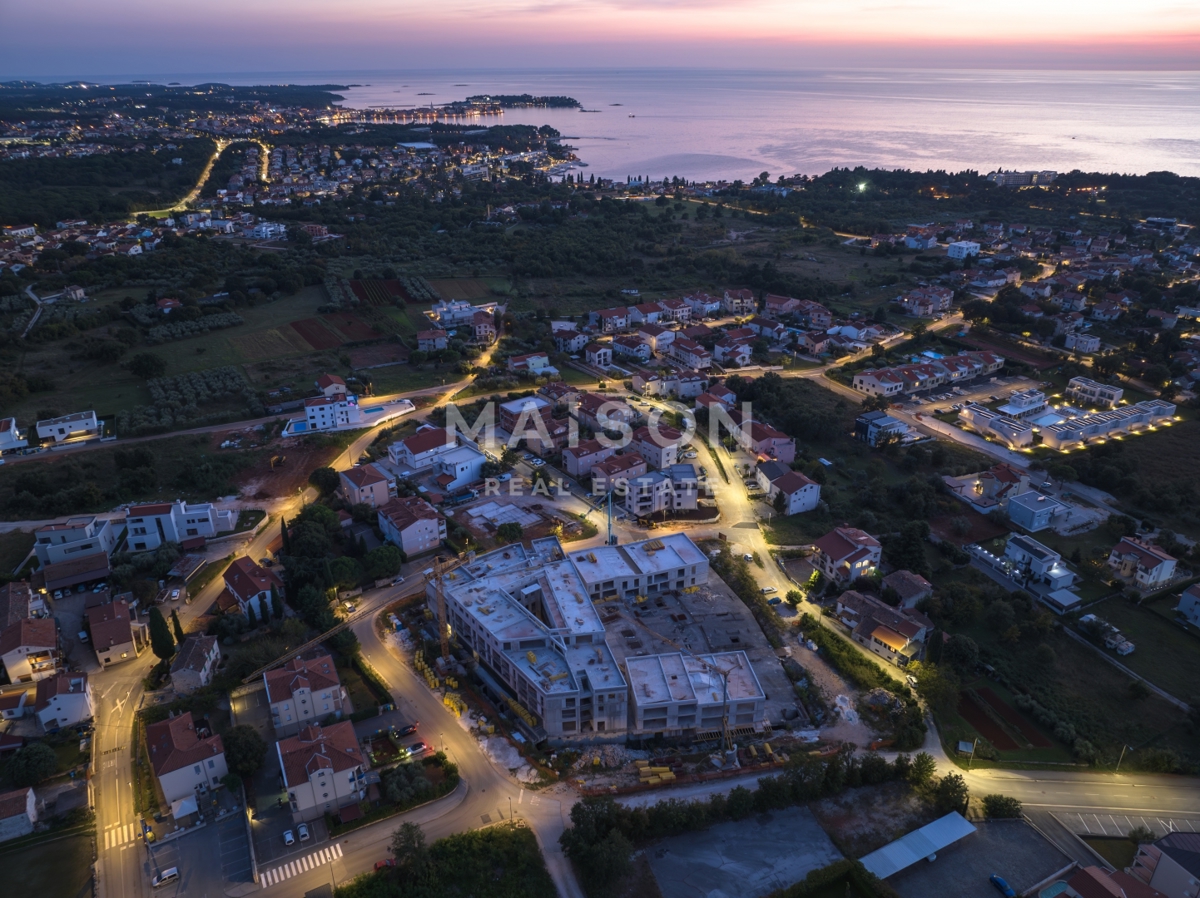 Commerciale Poreč, 216,70m2