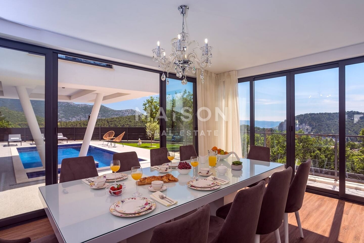 Villa Gata, Omiš, 320m2