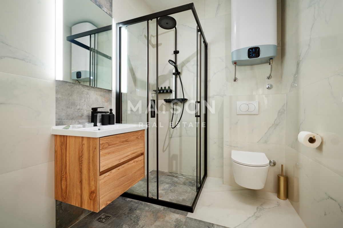 Villa Duće, Dugi Rat, 225m2