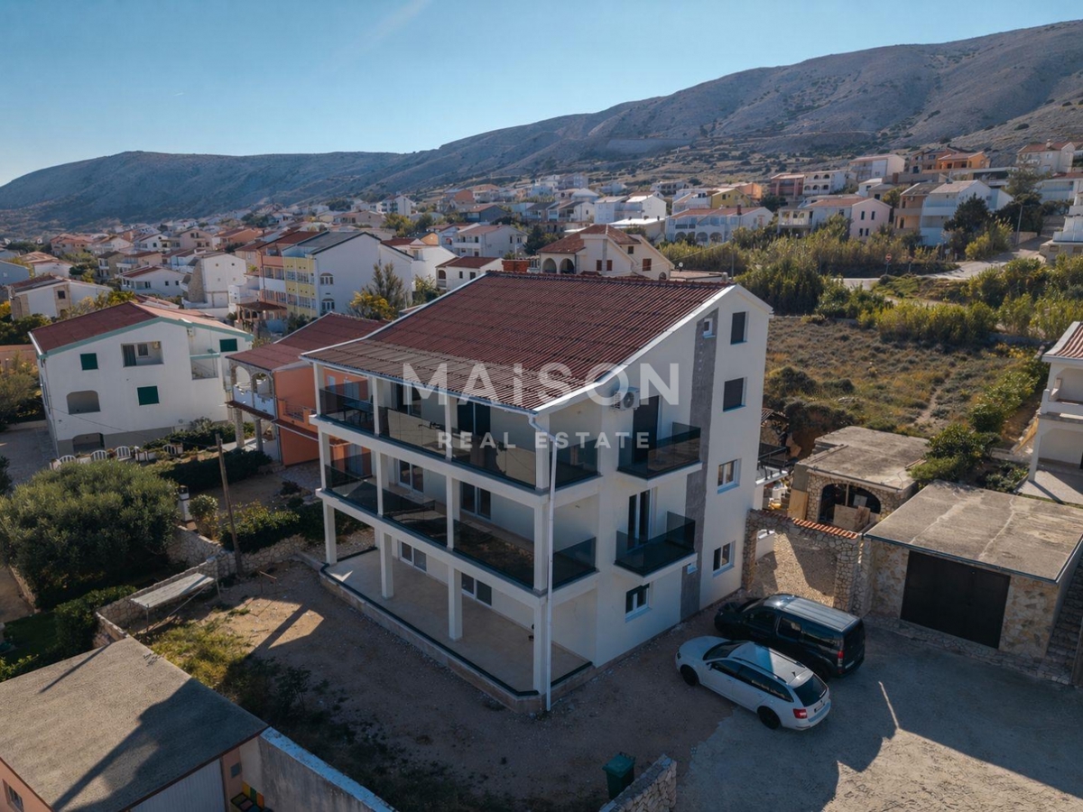 Appartamento con Due Camere a Pag, a un Passo dal Mare – (A6)