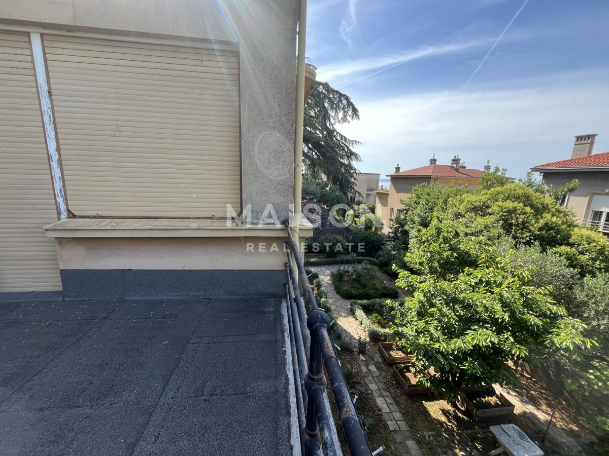 Villa Pećine, Rijeka, 465,78m2