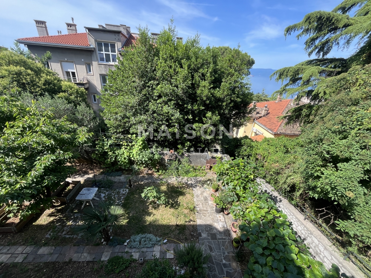 Villa Pećine, Rijeka, 465,78m2