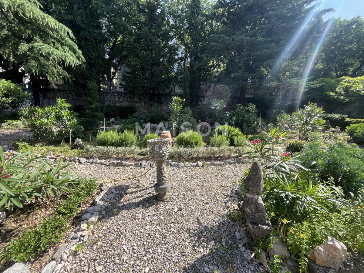 Villa Pećine, Rijeka, 465,78m2