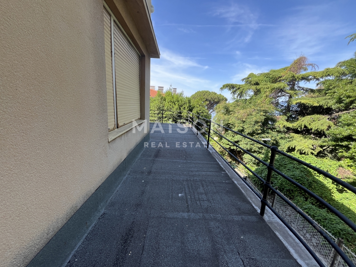 Villa Pećine, Rijeka, 465,78m2