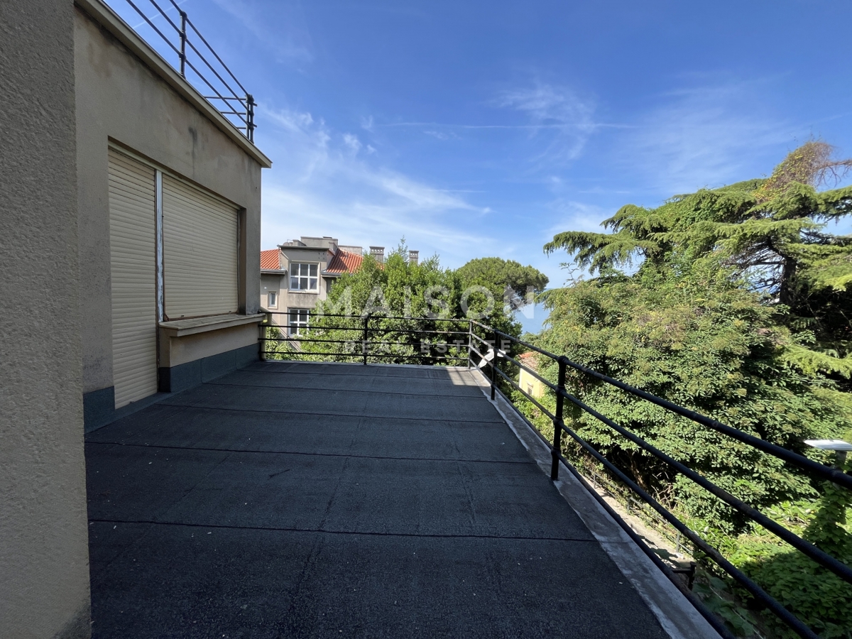 Villa Pećine, Rijeka, 465,78m2