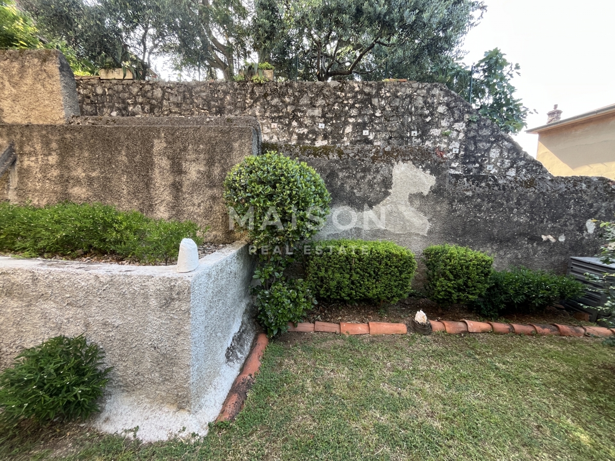 Villa Pećine, Rijeka, 465,78m2