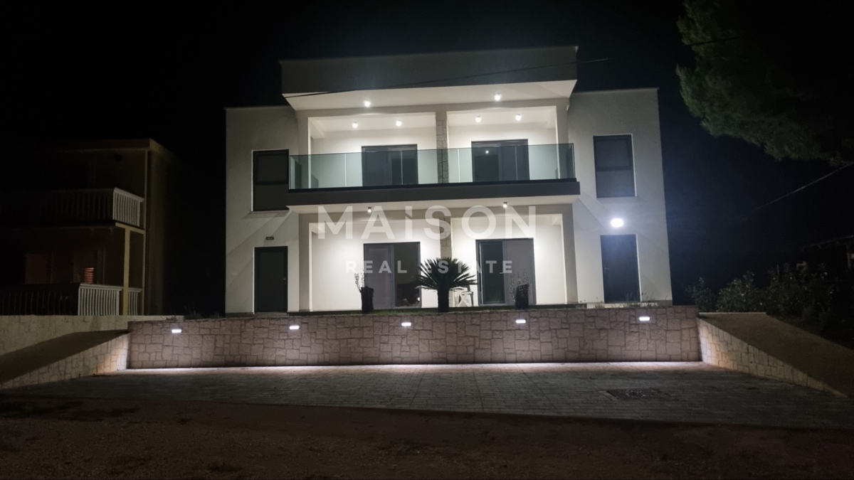 Casa Neviđane, Pašman, 188m2