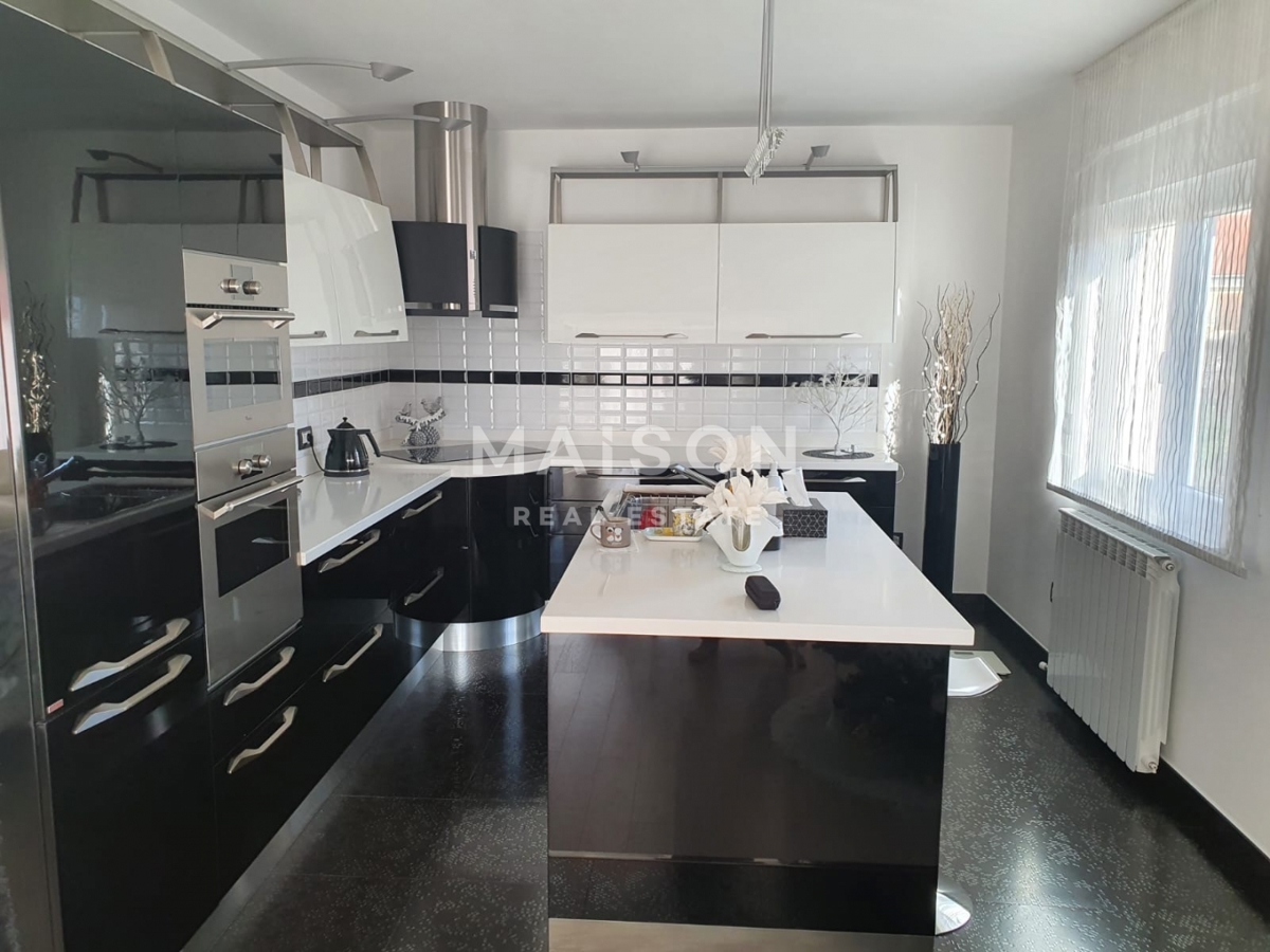 Appartamento Drenova, Rijeka, 220m2