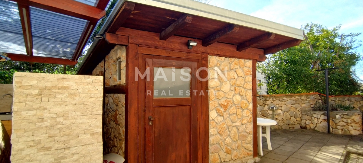 Due appartamenti vicino a Krk – 600 m dal mare