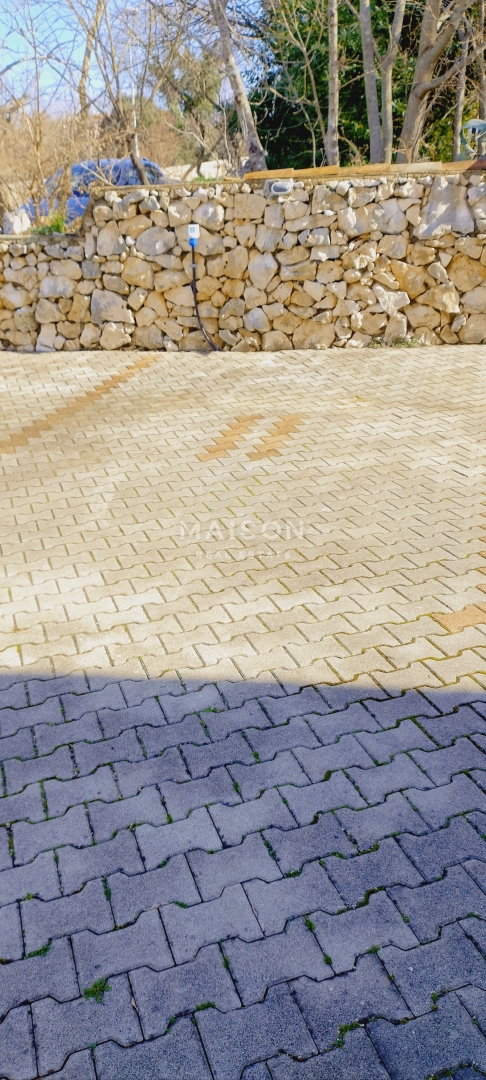 Due appartamenti vicino a Krk – 600 m dal mare