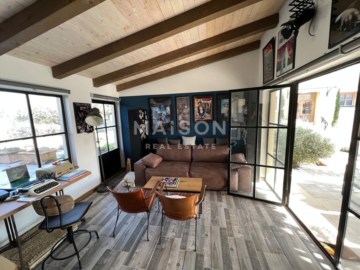 Affascinante villa rustica con piscina nel cuore dell’Istria – Svetvinčenat