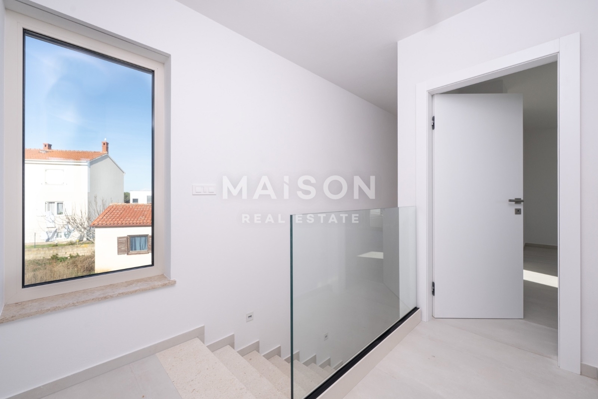   Istria | Ližnjan – Villa moderna con piscina e vista mare panoramica