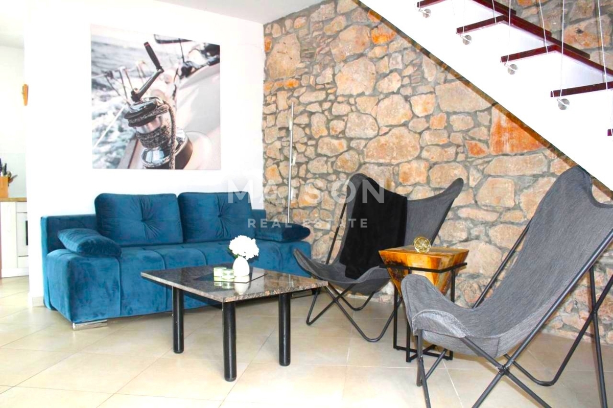Malinska, dintorni, affascinante casa in pietra con piscina