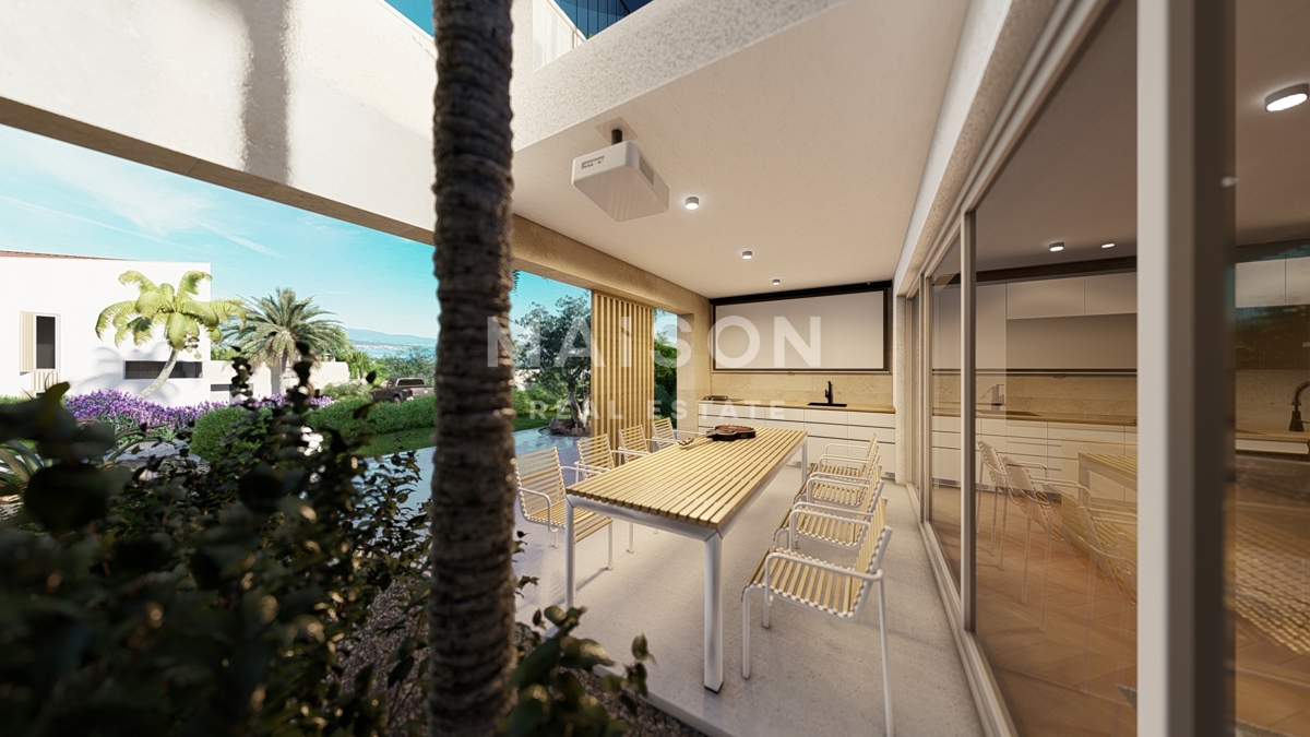 Isola di Krk, Malinska, villa di lusso all'interno di un resort con vista mare