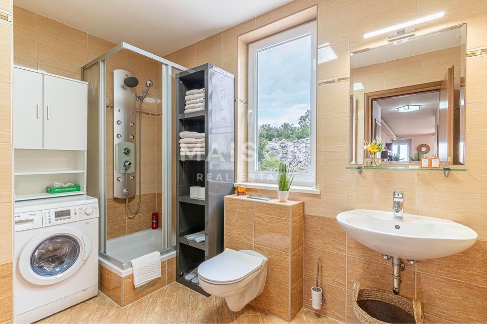 Appartamento Zamet, Rijeka, 107m2