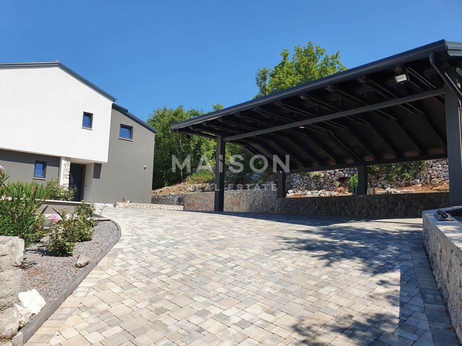 Villa Dujmići, Kostrena, 350m2