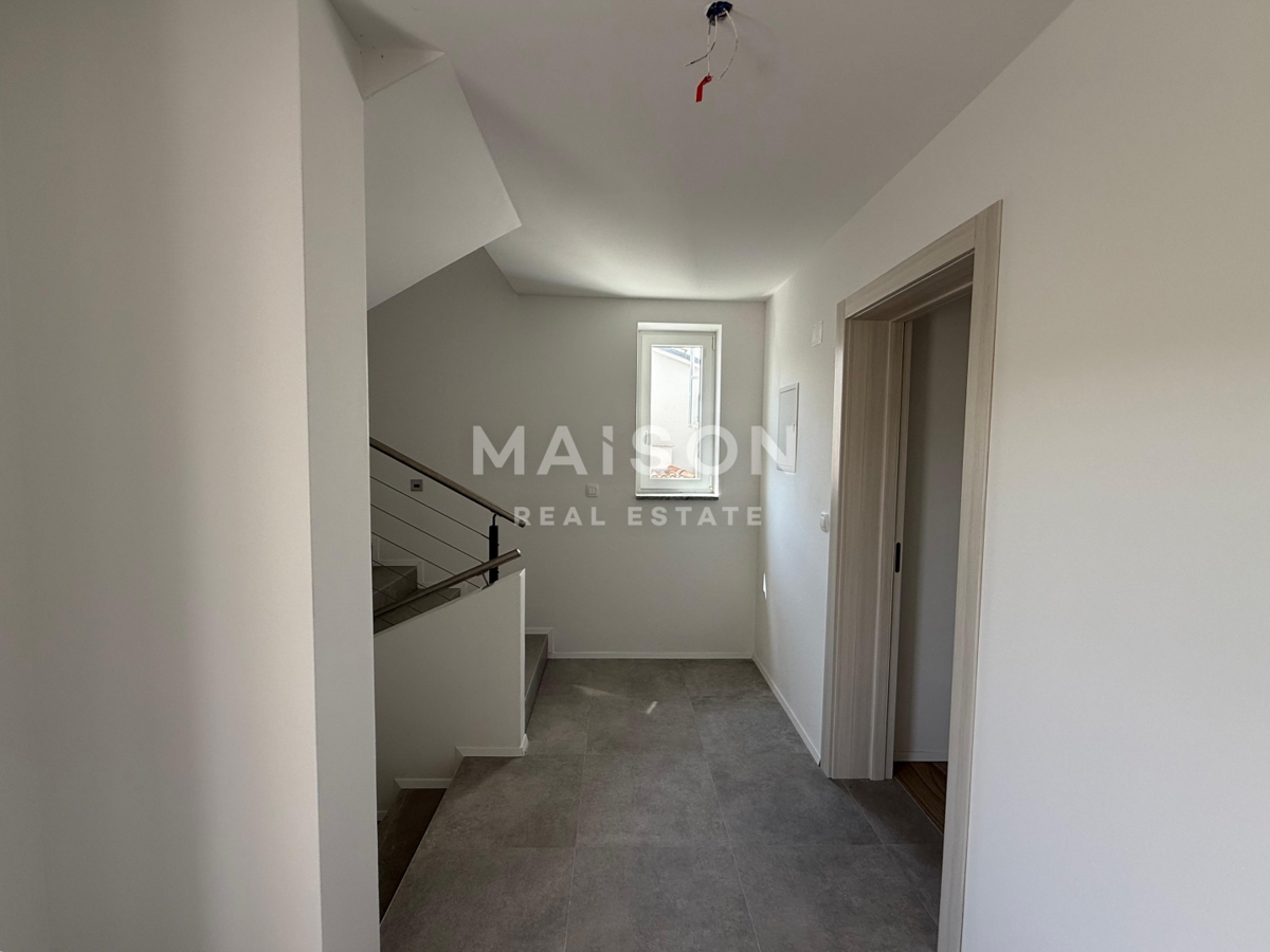 Casa Rasopasno, Dobrinj, 184m2