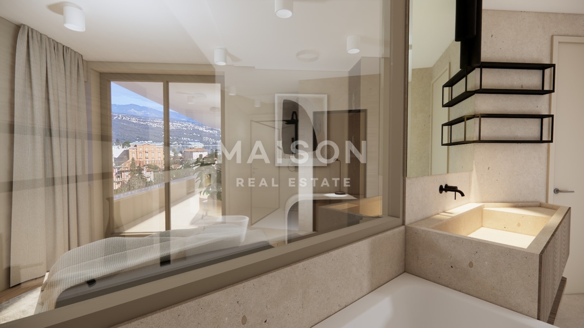 Il gioiello di Opatija: attico esclusivo con ascensore, garage e piscina sul tetto