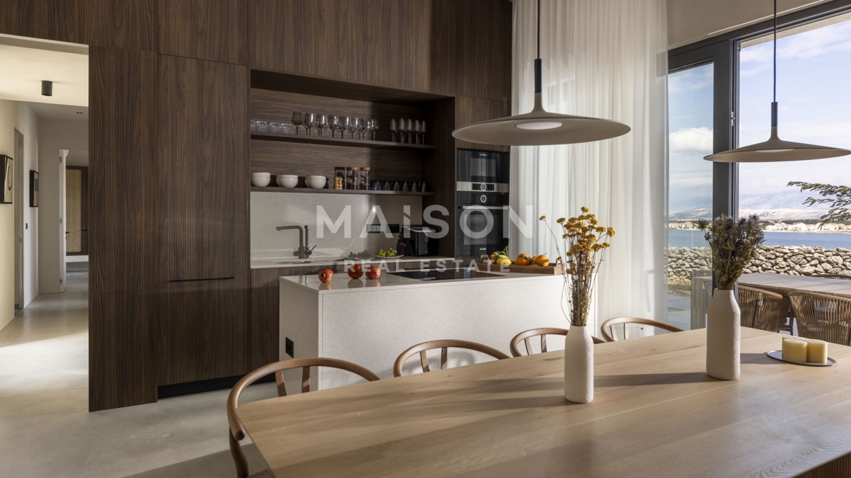 Casa Povljana, 400m2