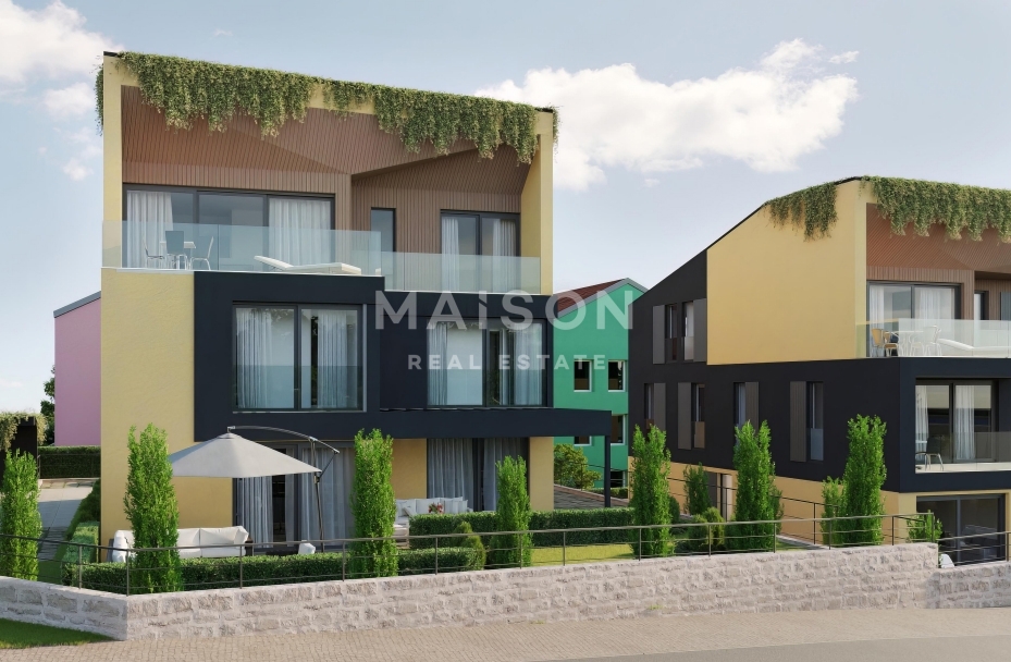 Appartamento su due livelli a 800 m dal mare