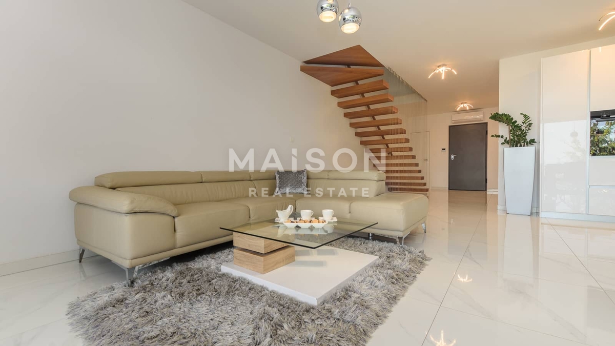 Villa Pobri, Opatija - Okolica, 250m2