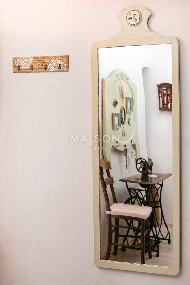 La casa che custodisce storie – una casa rustica permeata dal patrimonio di Novi