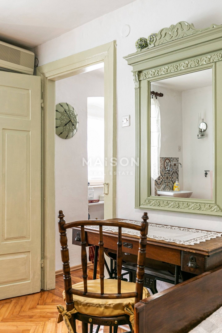 La casa che custodisce storie – una casa rustica permeata dal patrimonio di Novi