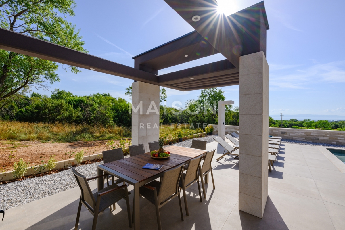 Villa Krnica, Marčana, 401m2