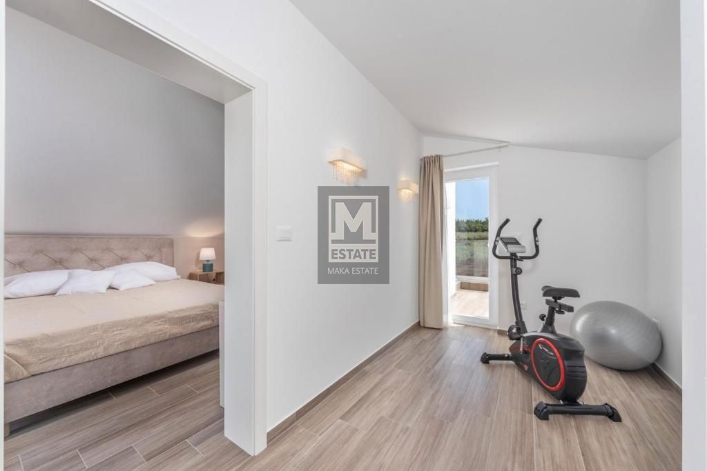 Parenzo, dintorni, villa di lusso con vista mare