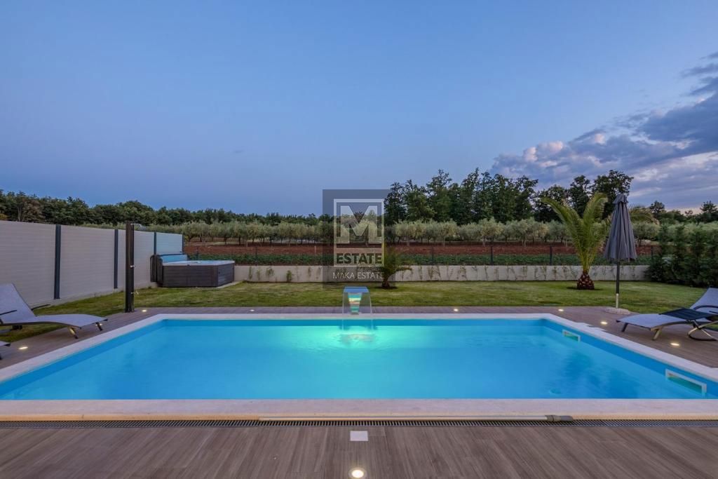 Parenzo, dintorni, villa di lusso con vista mare