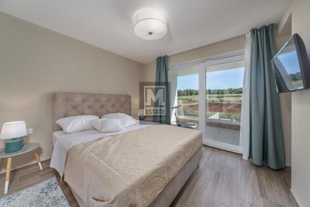 Parenzo, dintorni, villa di lusso con vista mare