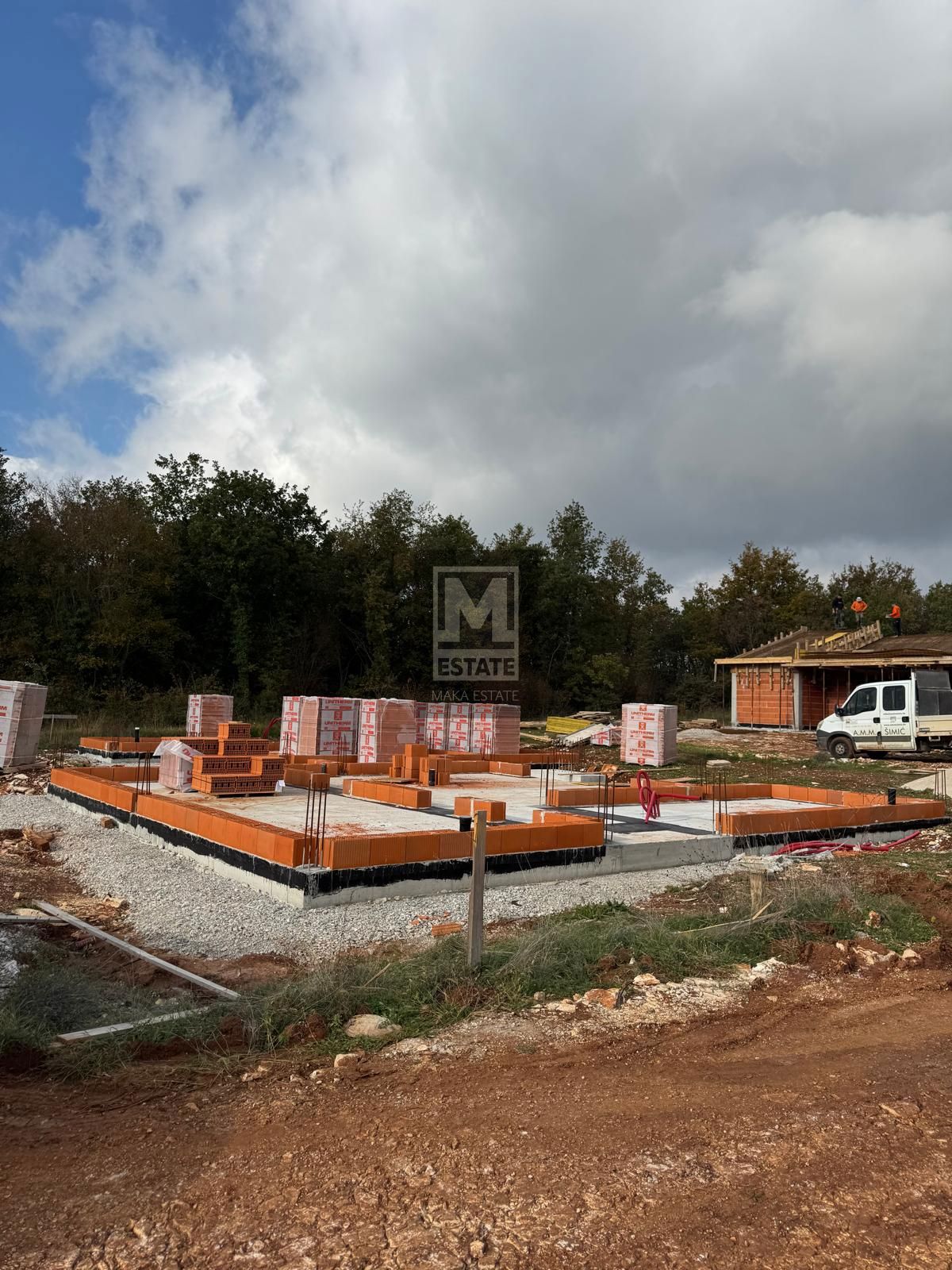 Parenzo, dintorni, ottima casa a un piano con piscina!