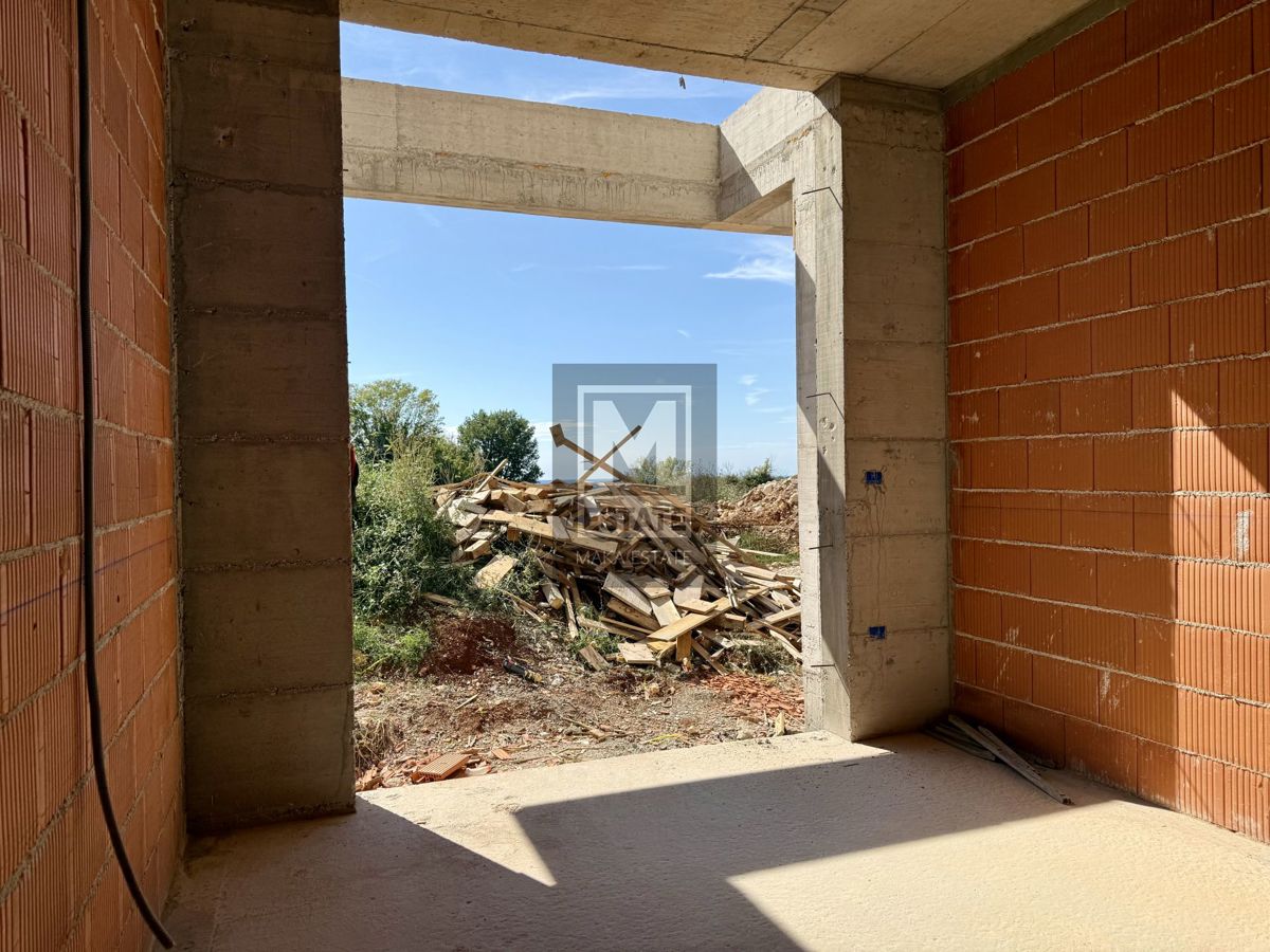 Parenzo, Vabriga , Villa di lusso con ampio giardino e vista sul mare!