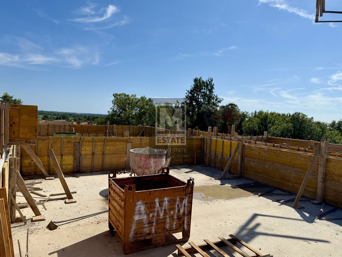 Parenzo, Vabriga , Villa di lusso con ampio giardino e vista sul mare!