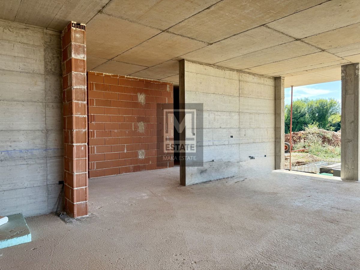 Parenzo, Vabriga , Villa di lusso con ampio giardino e vista sul mare!