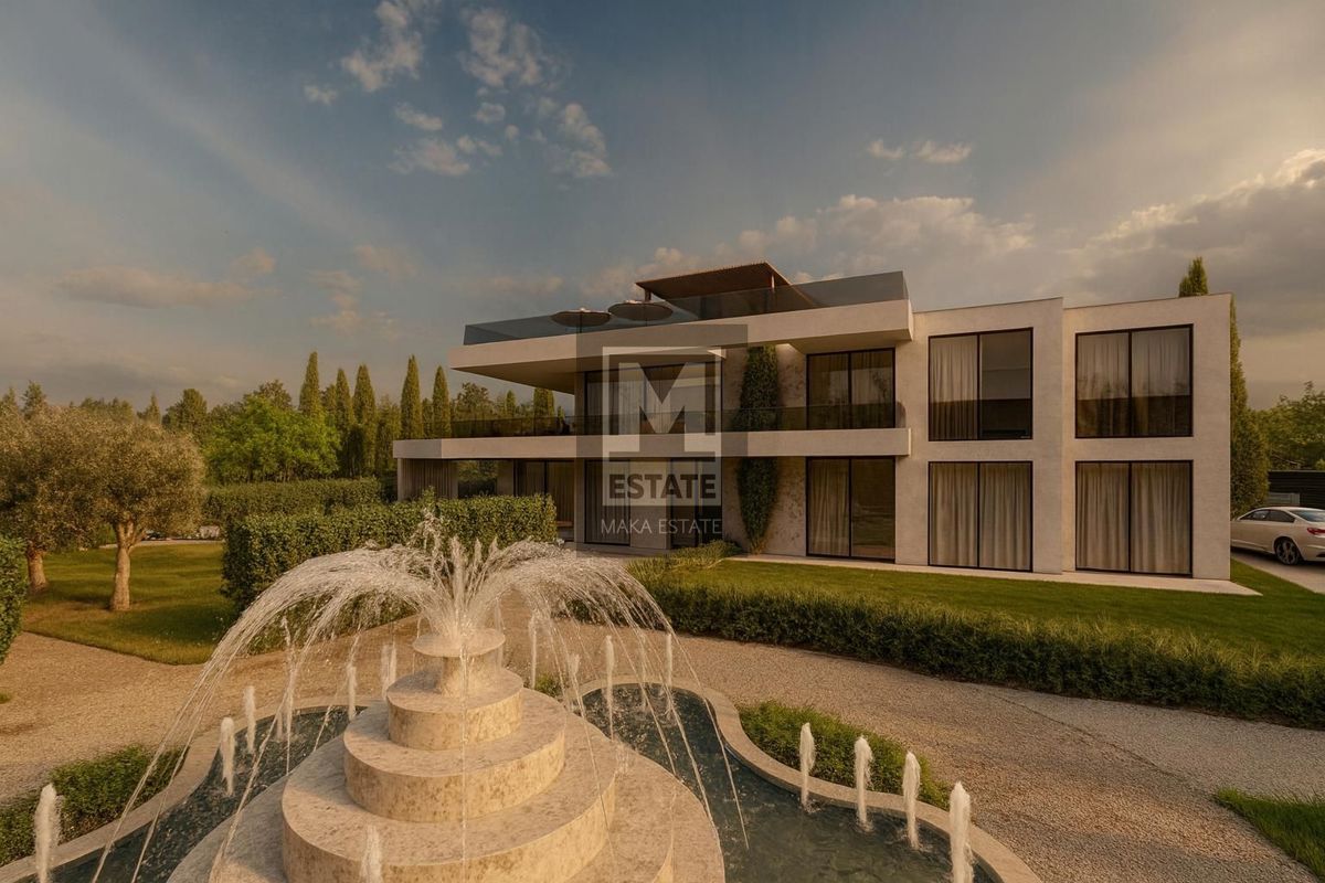 Parenzo, Vabriga , Villa di lusso con ampio giardino e vista sul mare!