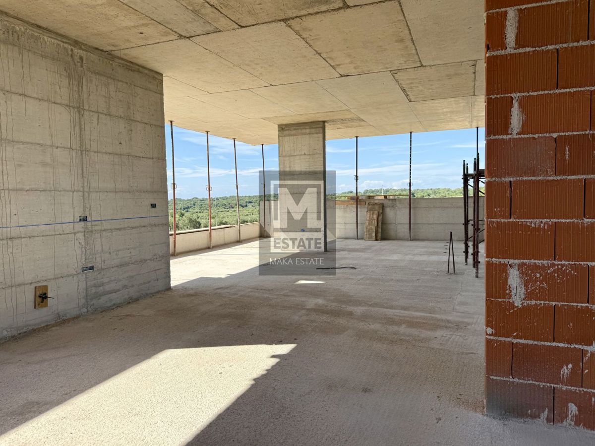 Parenzo, Vabriga , Villa di lusso con ampio giardino e vista sul mare!