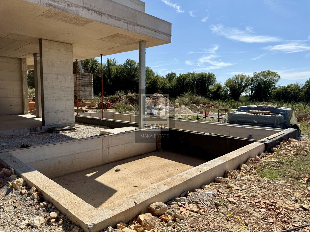 Parenzo, Vabriga , Villa di lusso con ampio giardino e vista sul mare!