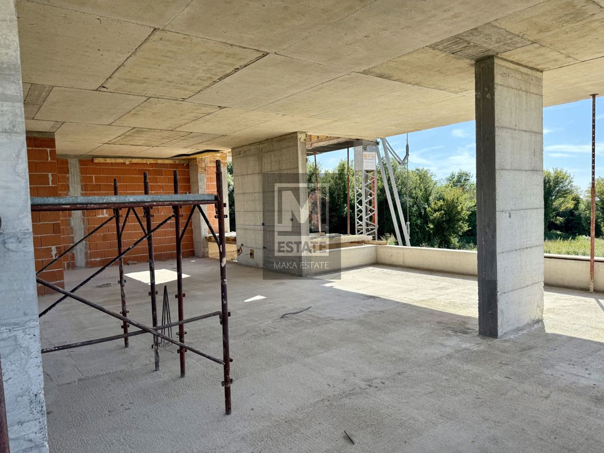 Parenzo, Vabriga , Villa di lusso con ampio giardino e vista sul mare!