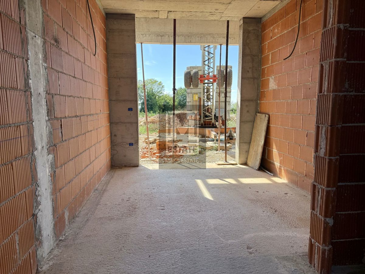 Parenzo, Vabriga , Villa di lusso con ampio giardino e vista sul mare!