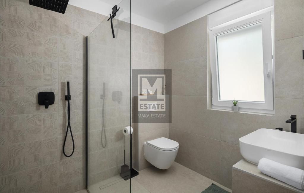 Parenzo, dintorni, Casa con piscina!