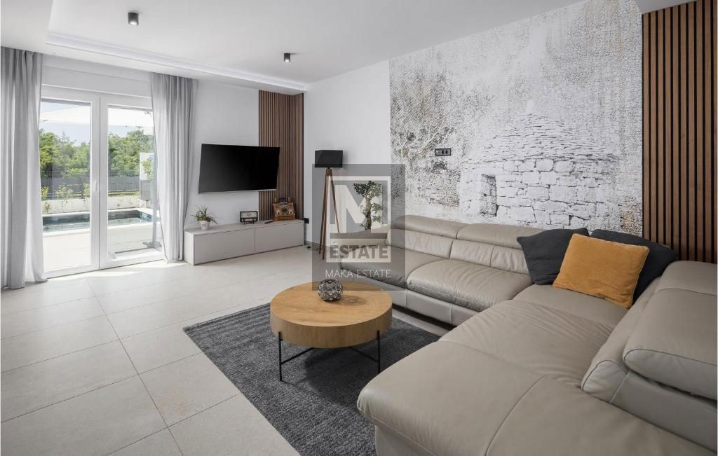 Parenzo, dintorni, Casa con piscina!