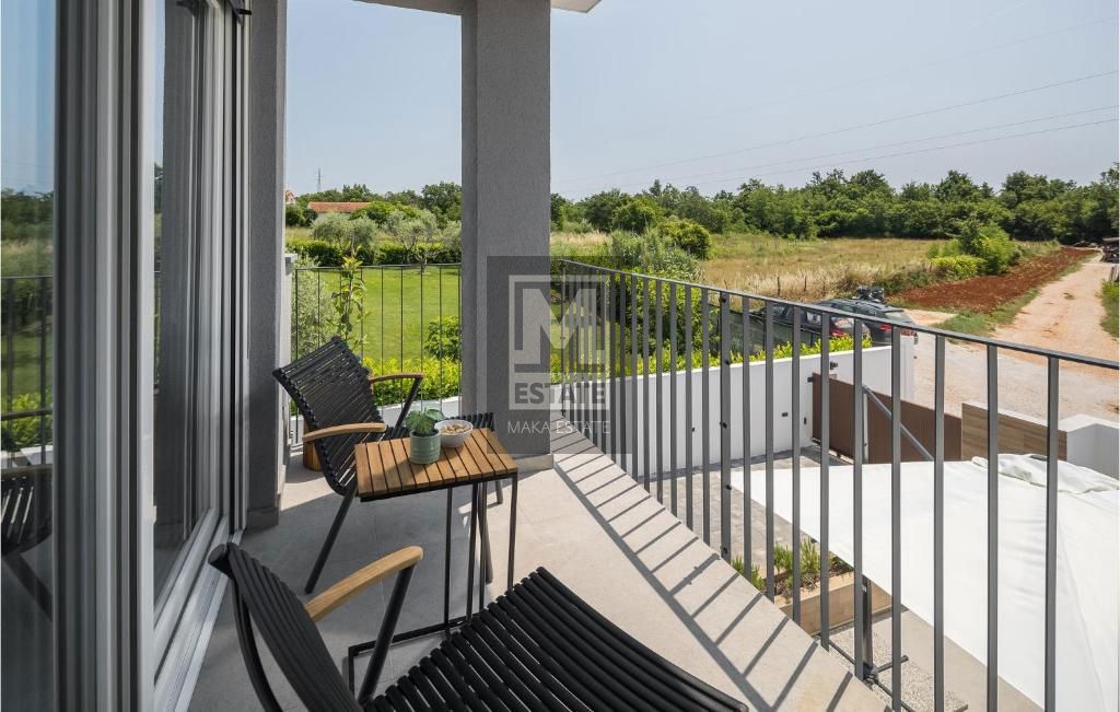Parenzo, dintorni, Casa con piscina!